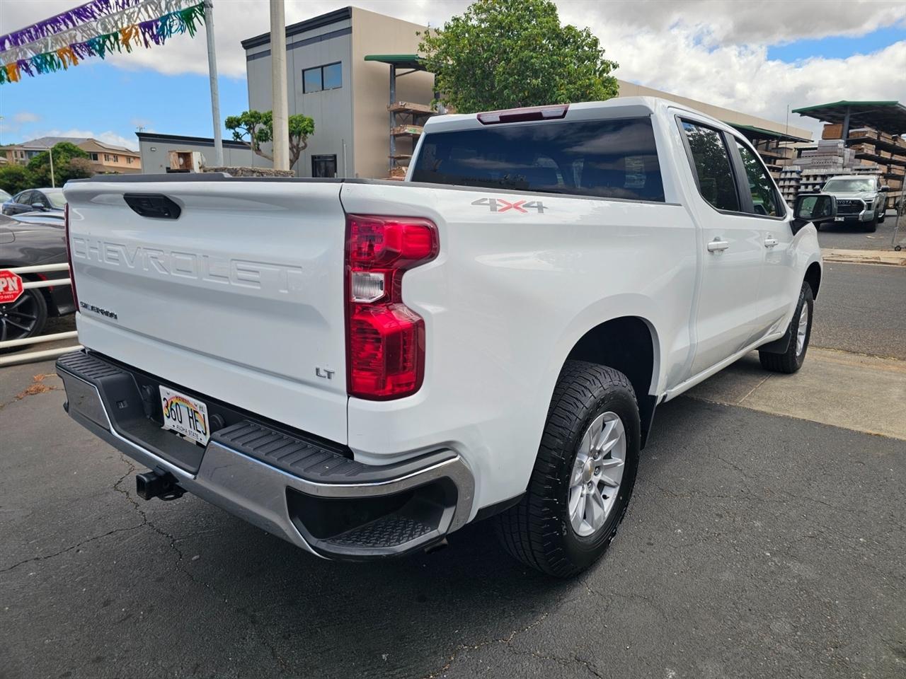 Chevrolet Silverado 1500 LT Crew Cab 4WD 2025