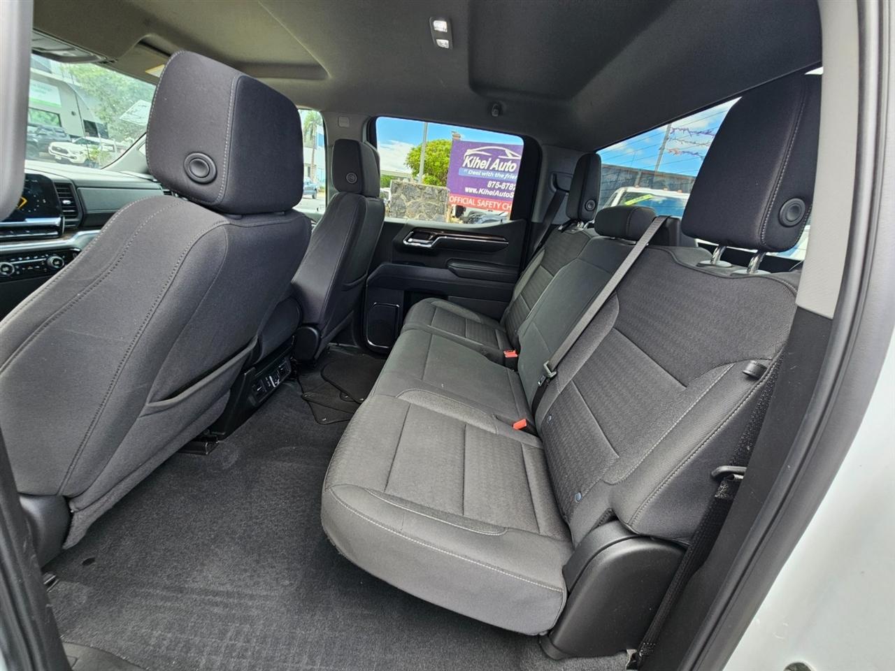 Chevrolet Silverado 1500 LT Crew Cab 4WD 2025