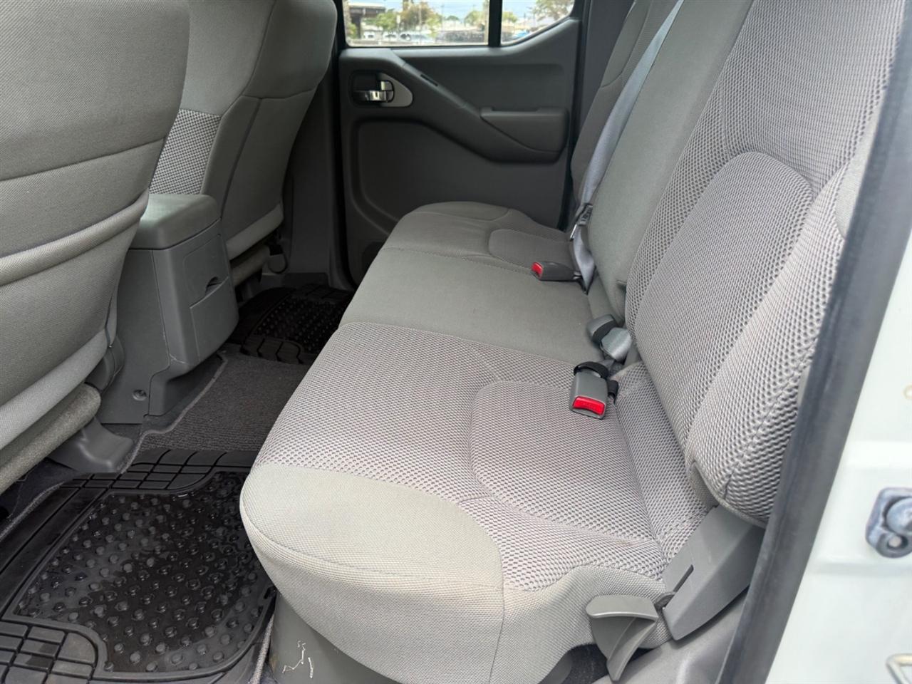 Nissan Frontier SV Crew Cab 4WD 2020