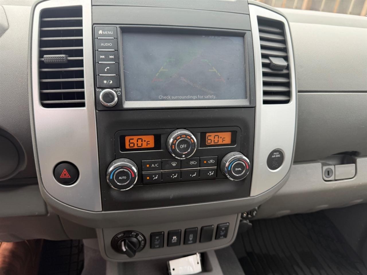 Nissan Frontier SV Crew Cab 4WD 2020