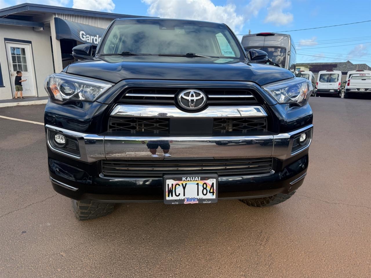 Toyota 4Runner Limited 4WD 2021