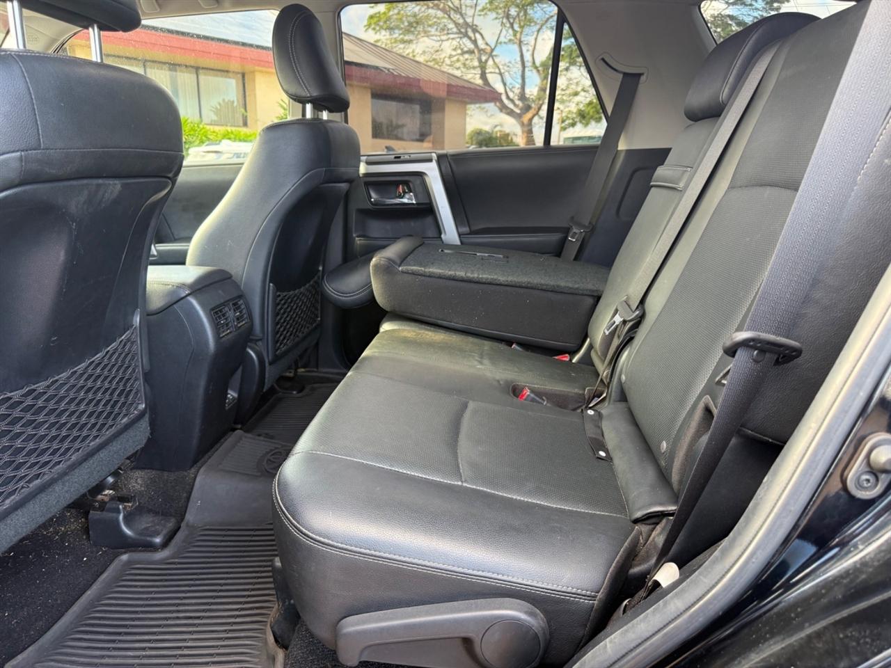 Toyota 4Runner Limited 4WD 2021