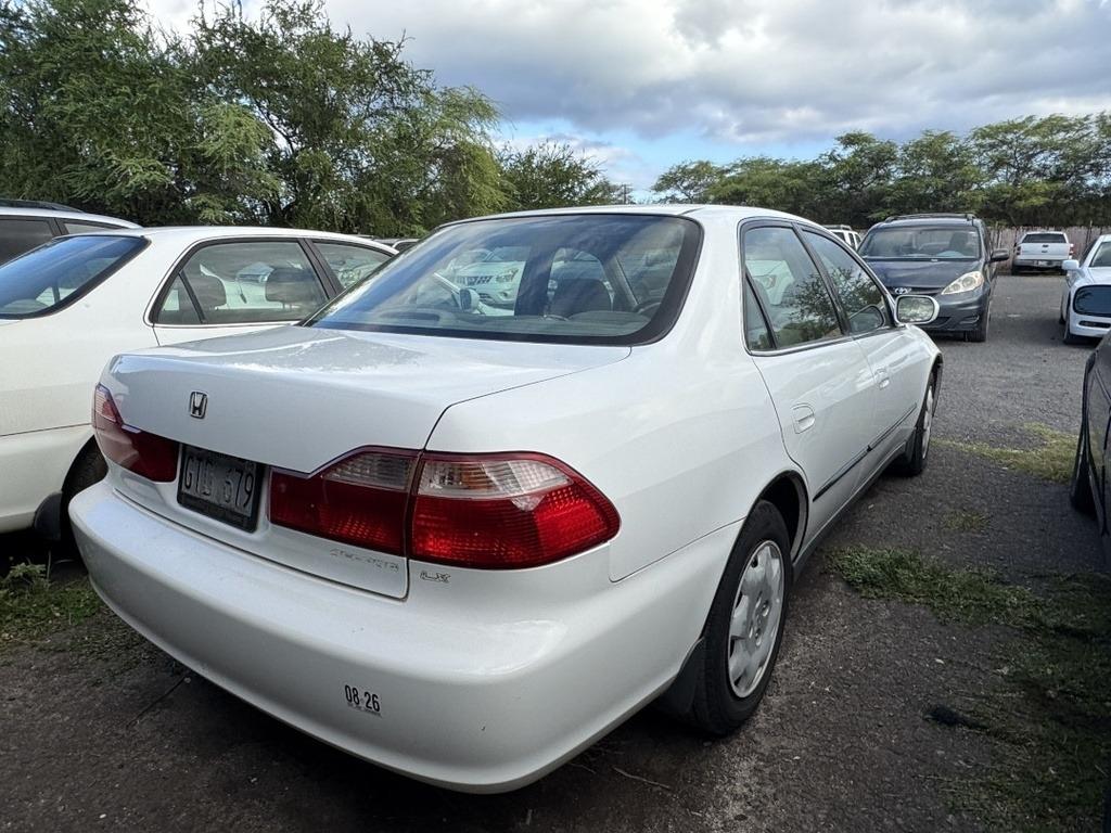 Honda Accord LX sedan 1998