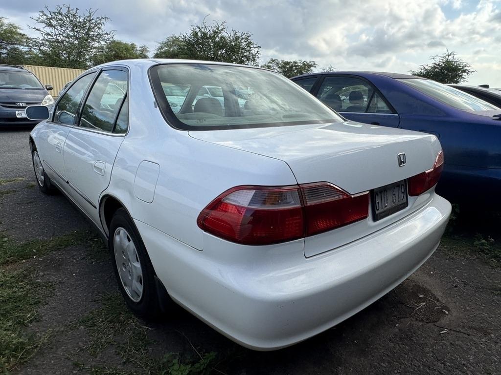 Honda Accord LX sedan 1998