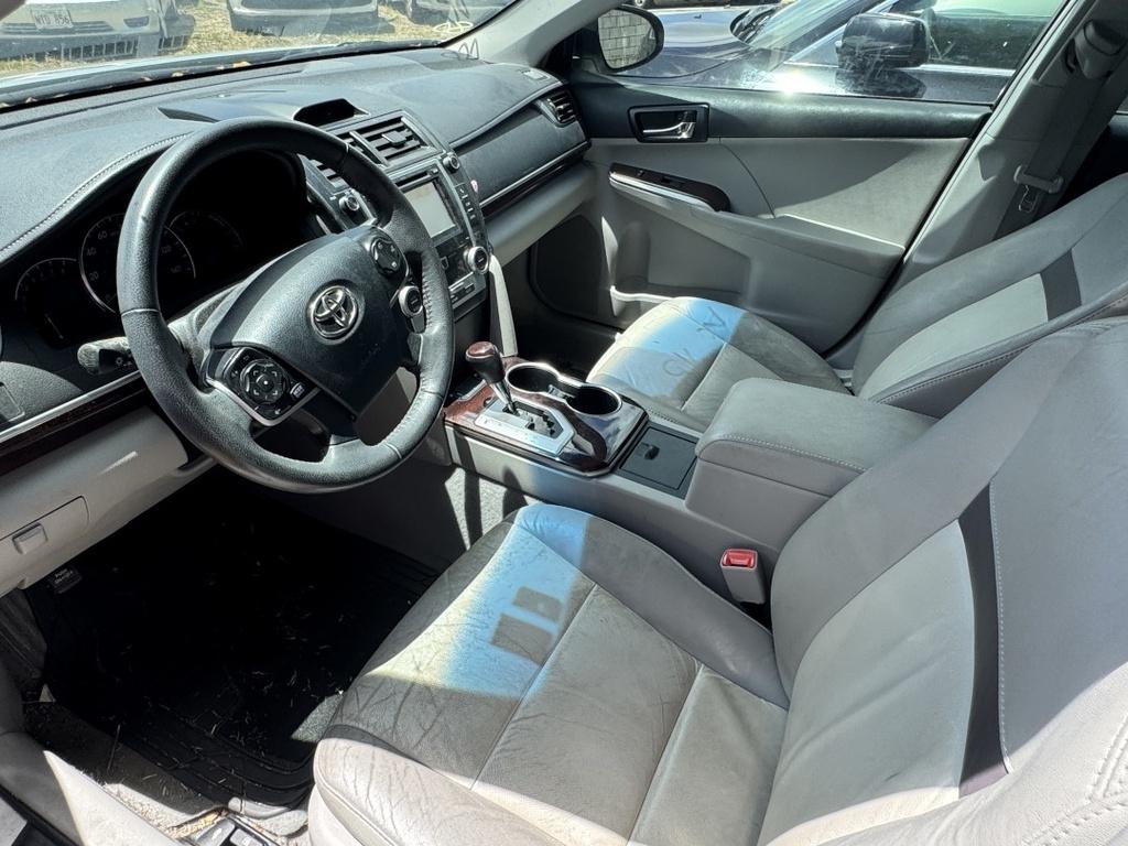 Toyota Camry LE 2012