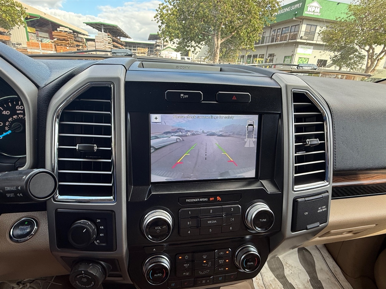 Ford F-150 Lariat SuperCrew 5.5-ft. Bed 4WD 2016