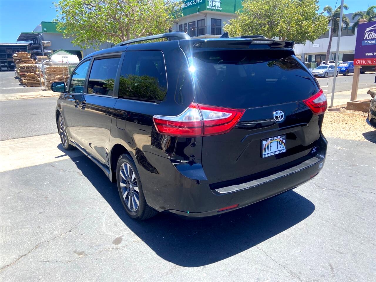 Toyota Sienna LE 7-Passenger AWD 2019