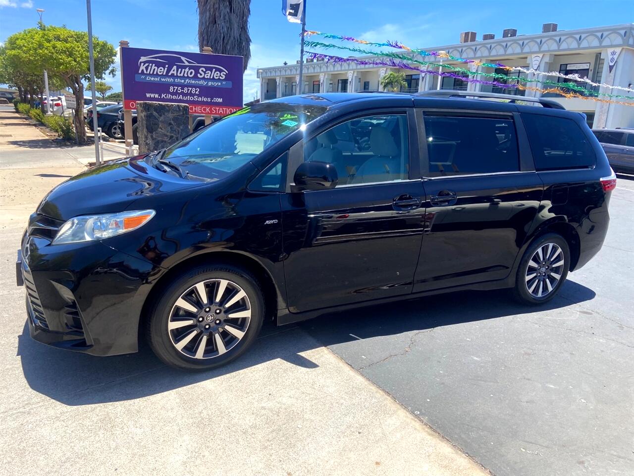 Toyota Sienna LE 7-Passenger AWD 2019