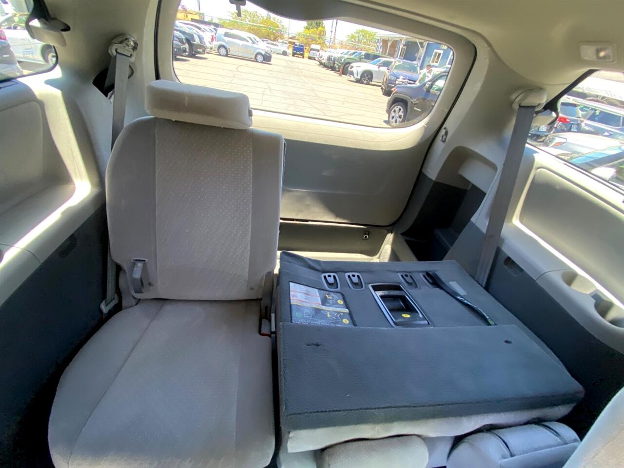 Toyota Sienna LE 7-Passenger AWD 2019