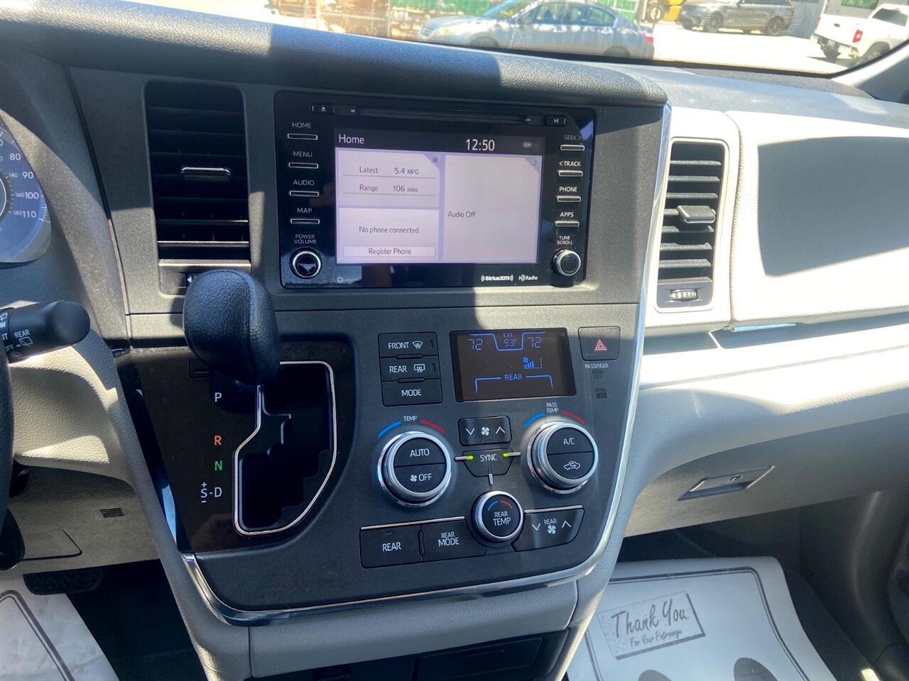 Toyota Sienna LE 7-Passenger AWD 2019