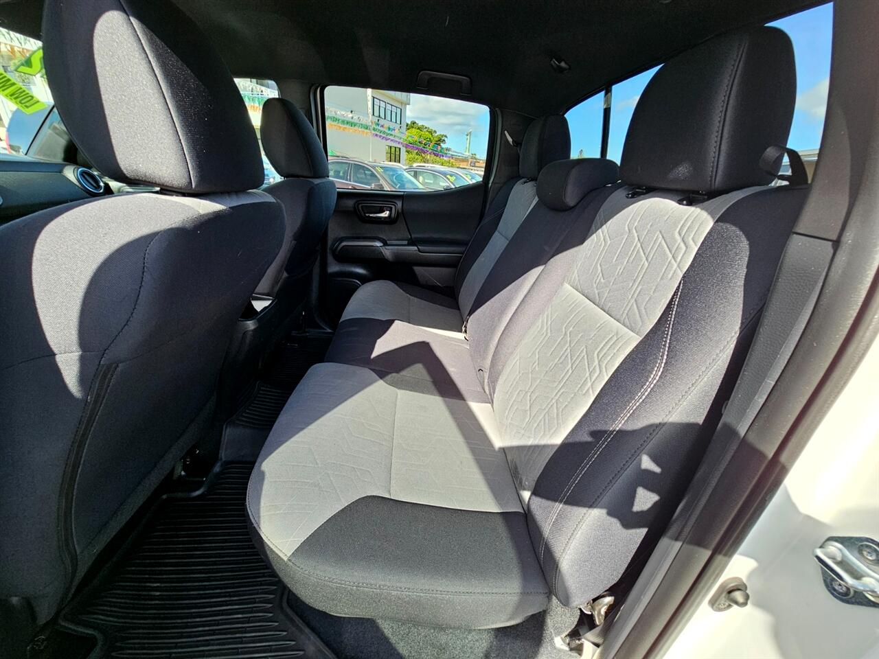 Toyota Tacoma SR5 Double Cab Long Bed V6 6AT 2WD 2022