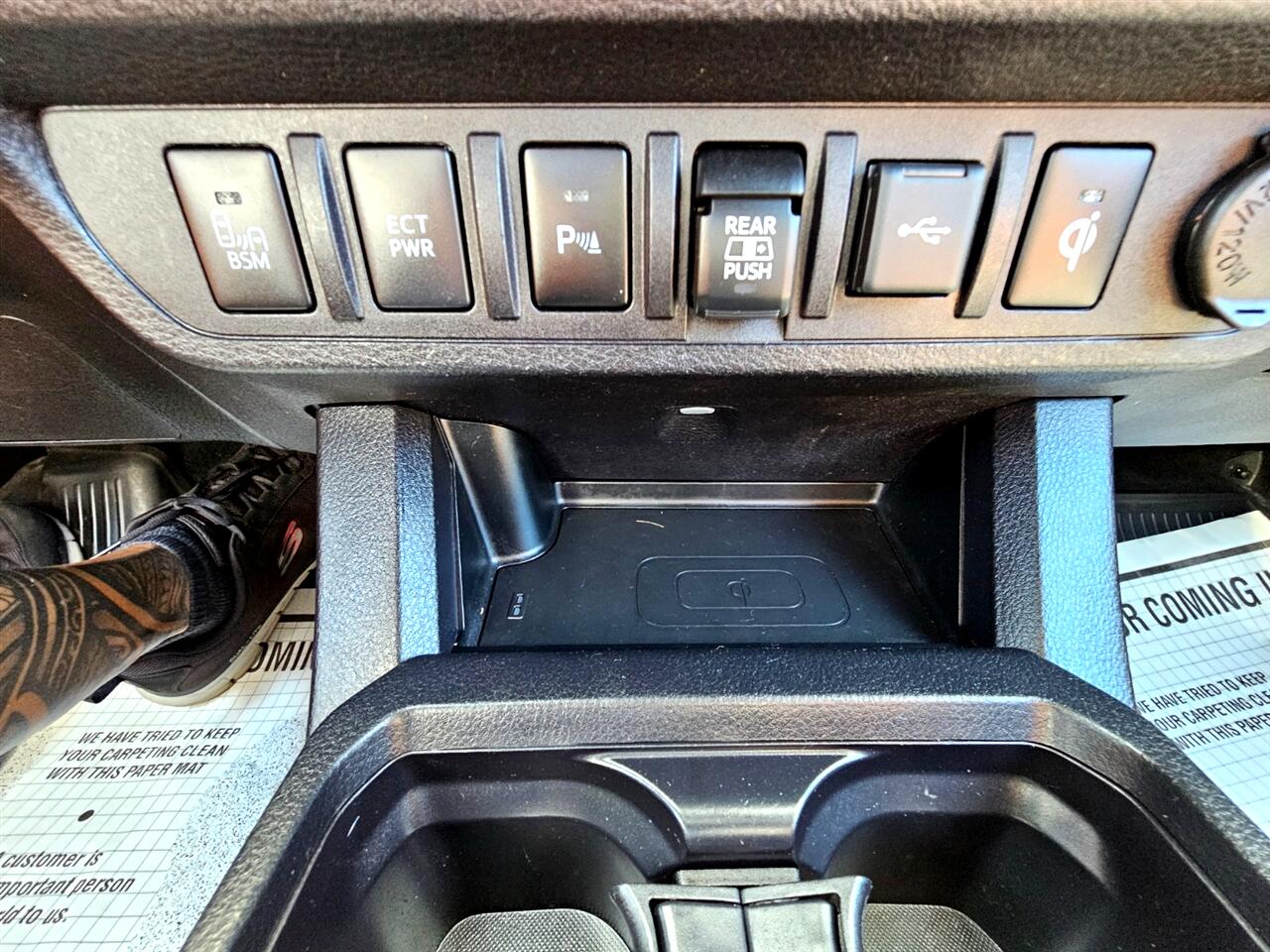 Toyota Tacoma SR5 Double Cab Long Bed V6 6AT 2WD 2022