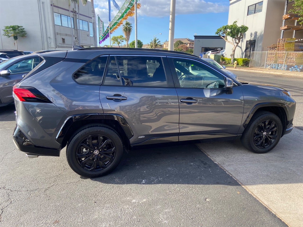 Toyota RAV4 Hybrid SE 2023