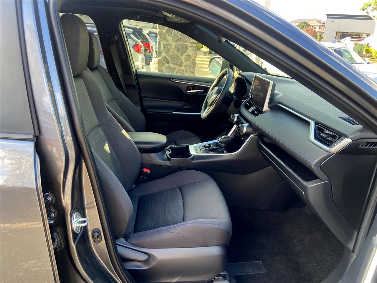 Toyota RAV4 Hybrid SE 2023