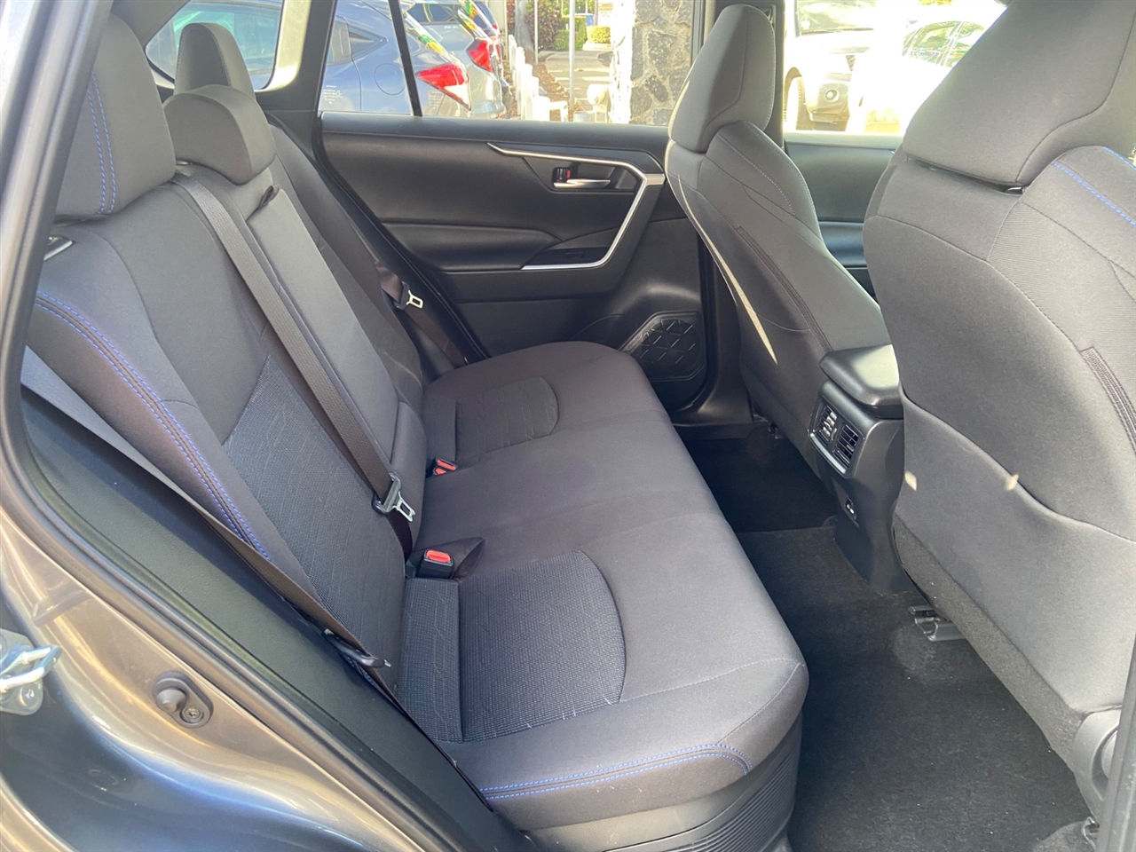 Toyota RAV4 Hybrid SE 2023