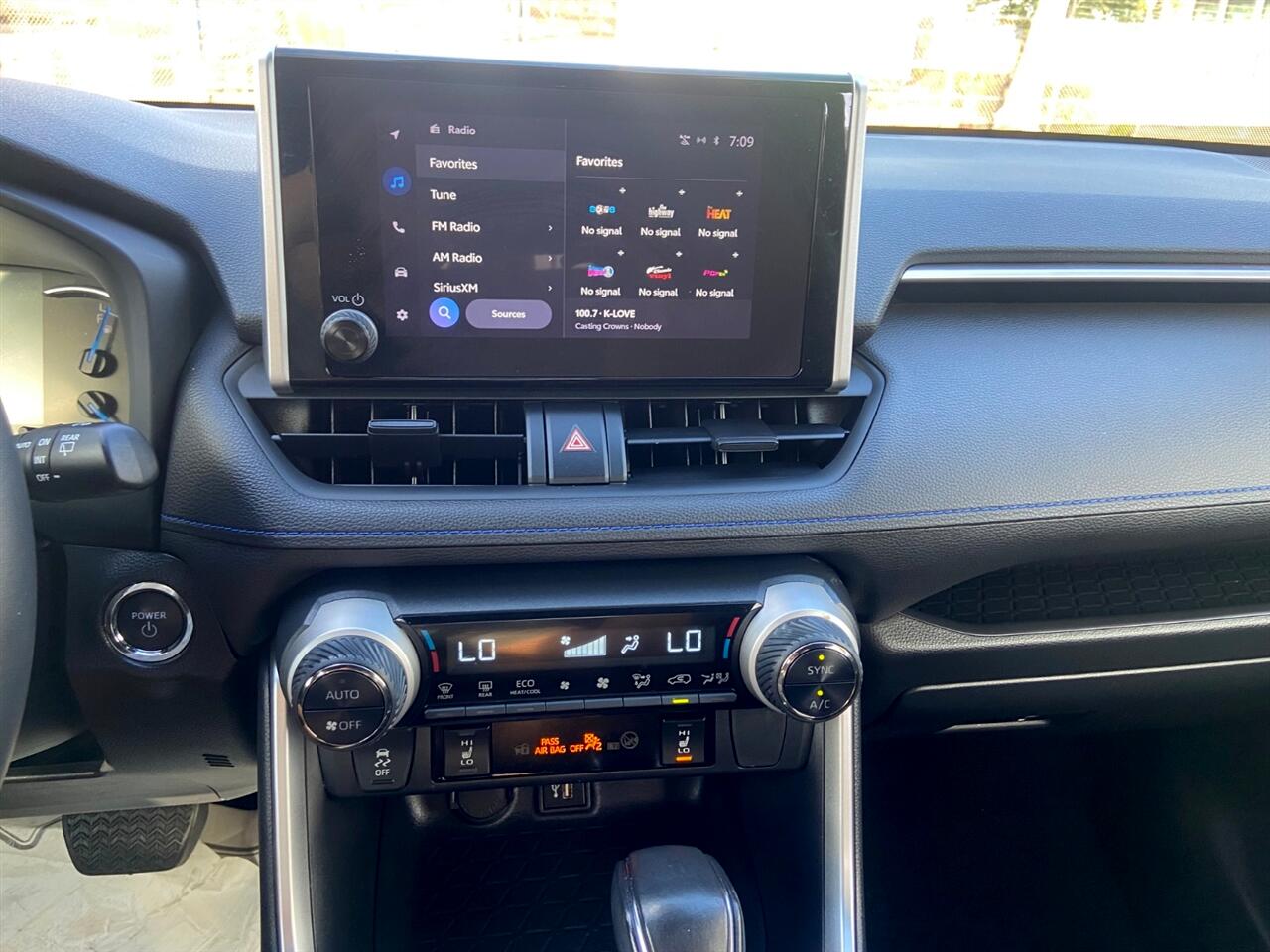 Toyota RAV4 Hybrid SE 2023