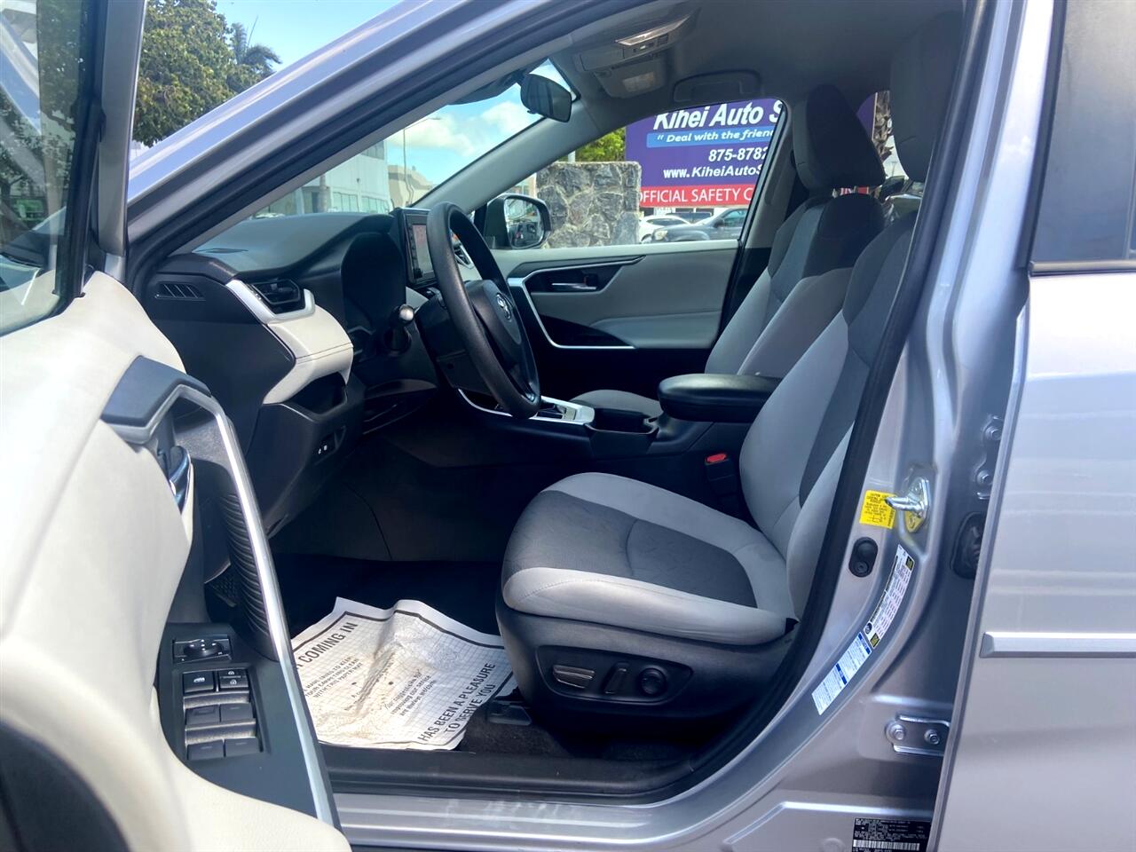 Image 10 of 2022 Toyota RAV4