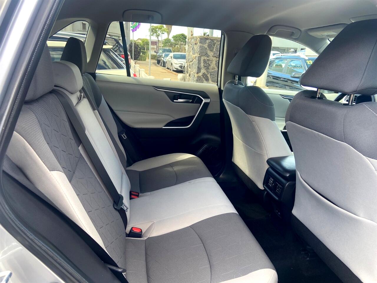 Toyota RAV4 XLE AWD 2022