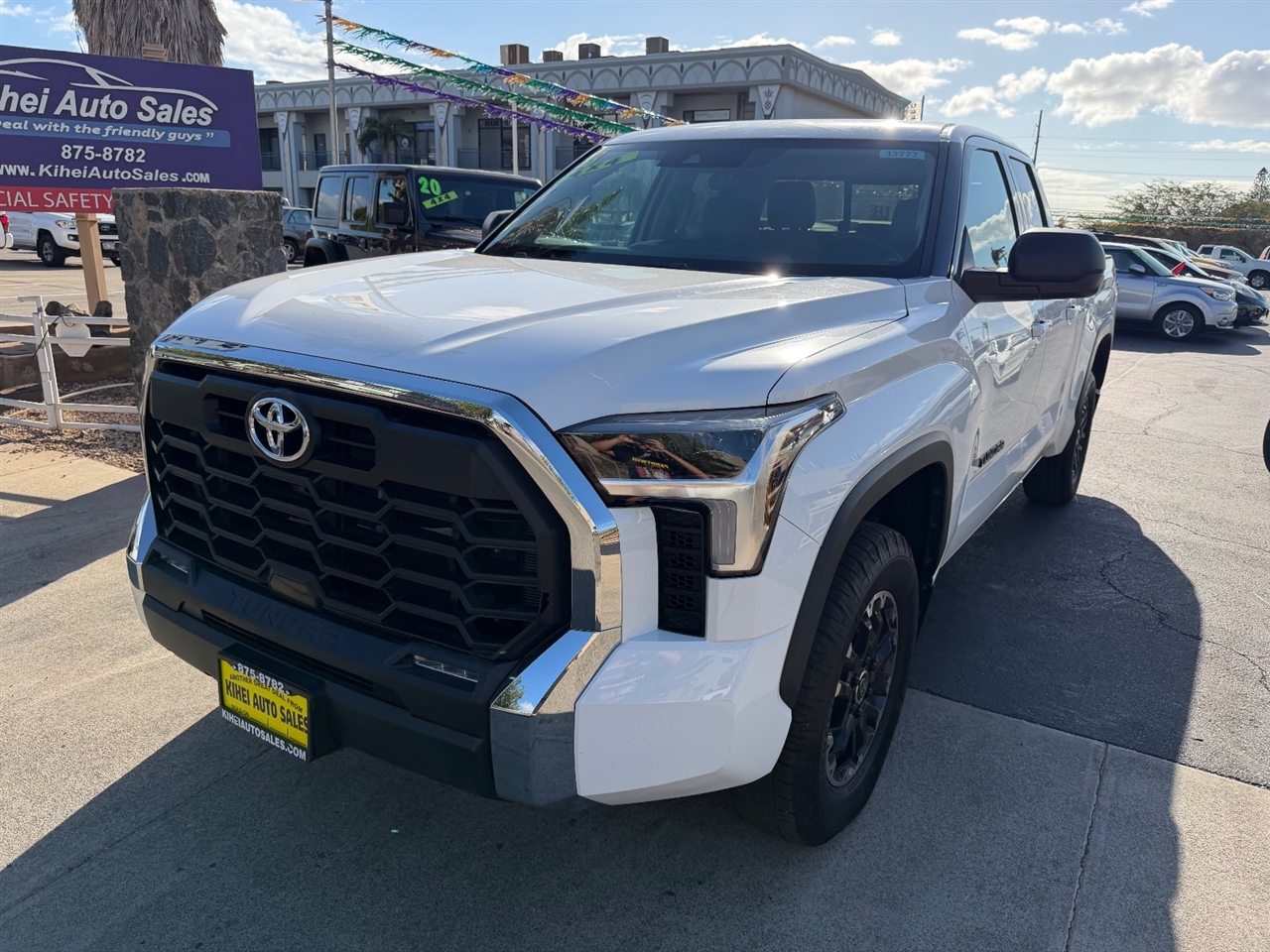 Toyota Tundra SR5 Double Cab 4WD 2023