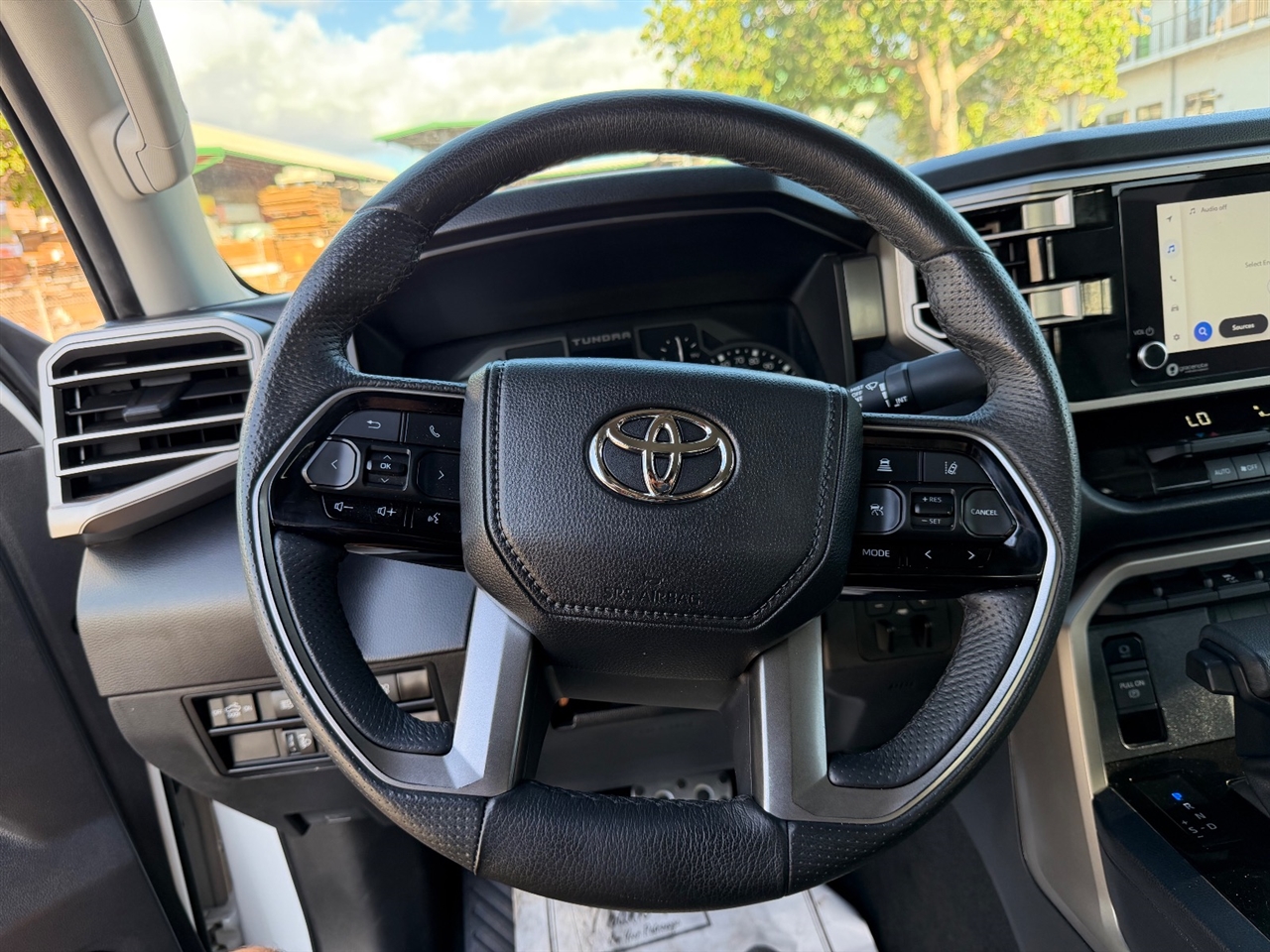 Toyota Tundra SR5 Double Cab 4WD 2023