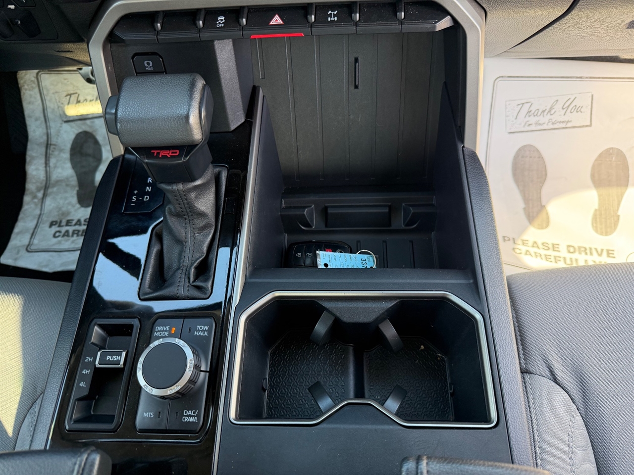 Toyota Tundra SR5 Double Cab 4WD 2023