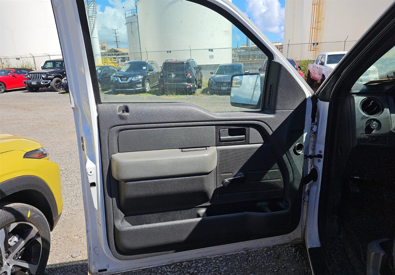 Ford F-150 XL 8-ft. Bed 2WD 2013