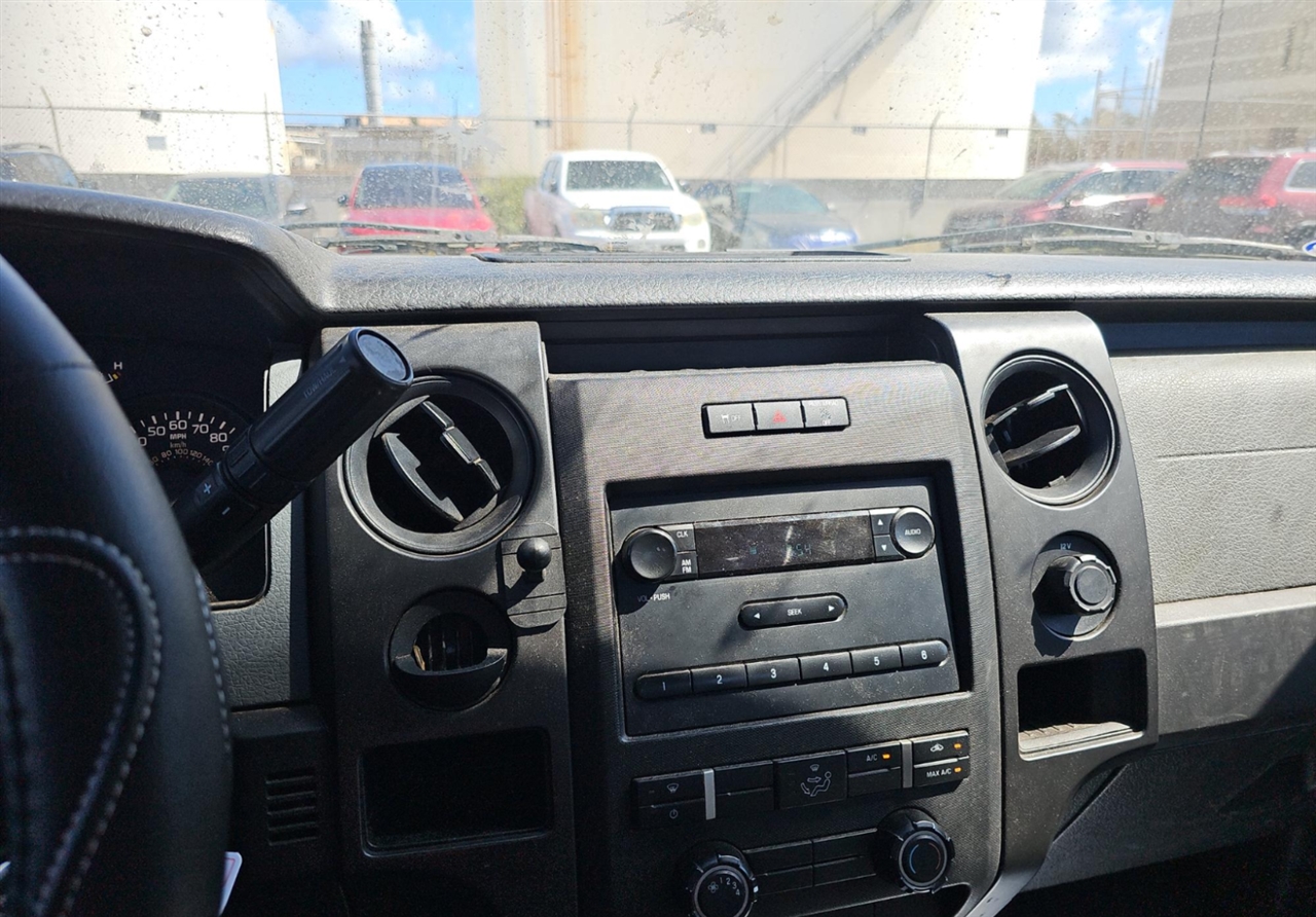 Ford F-150 XL 8-ft. Bed 2WD 2013