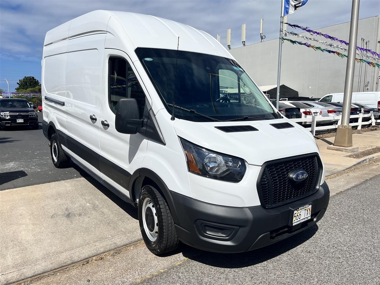 Ford Transit photo 3