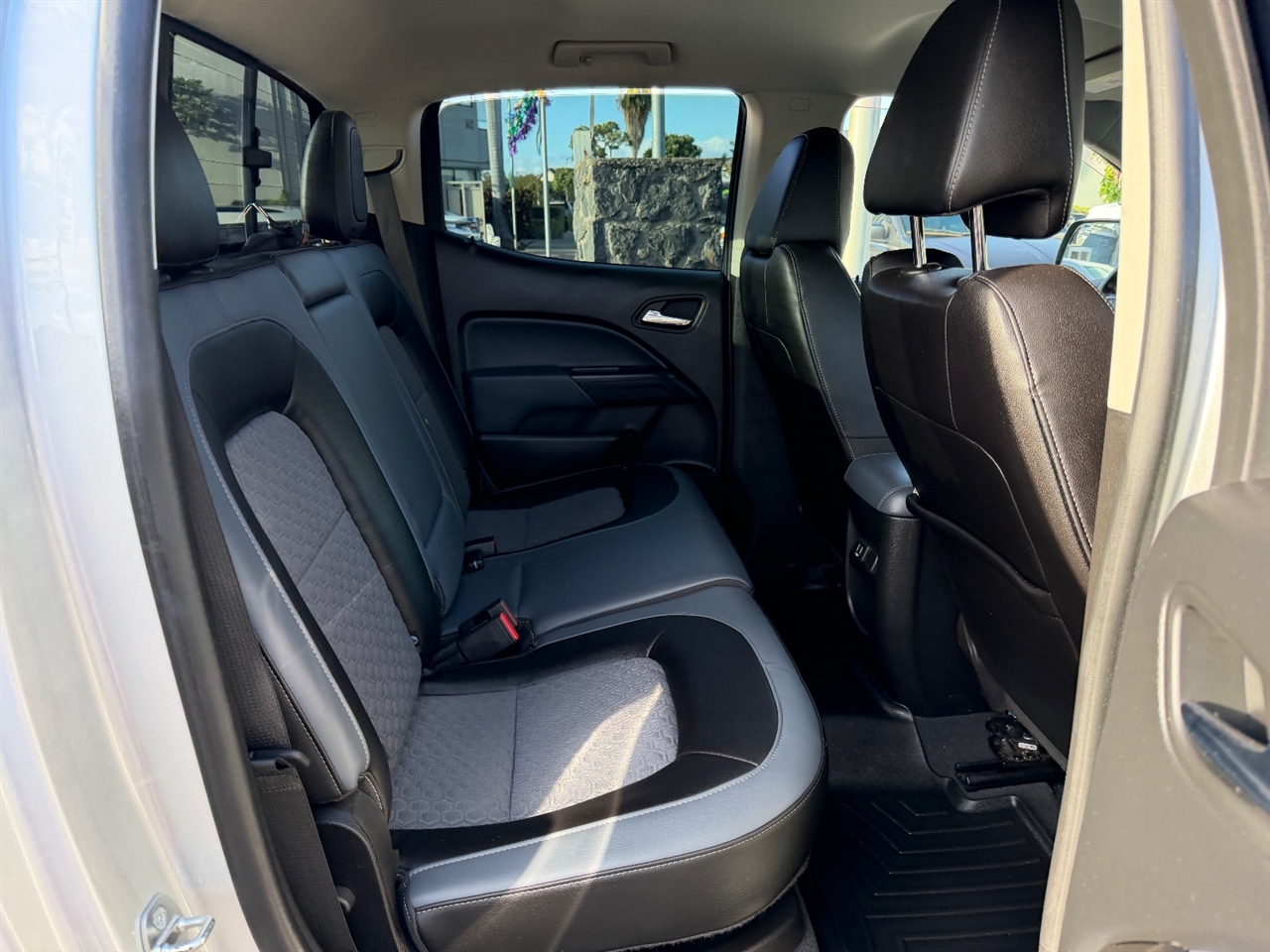 Chevrolet Colorado Z71 Crew Cab 2WD Short Box 2020