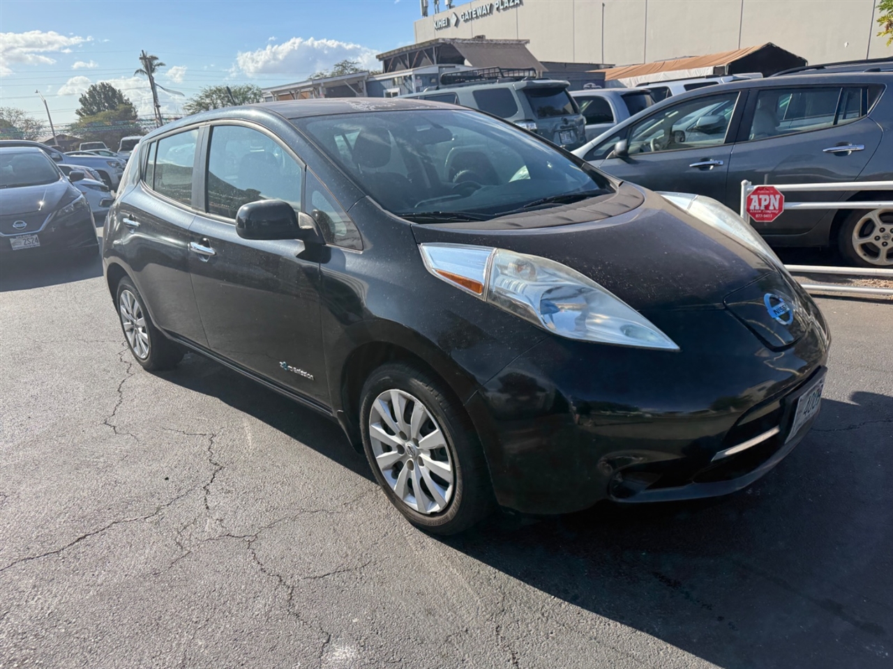 Nissan Leaf S 2013