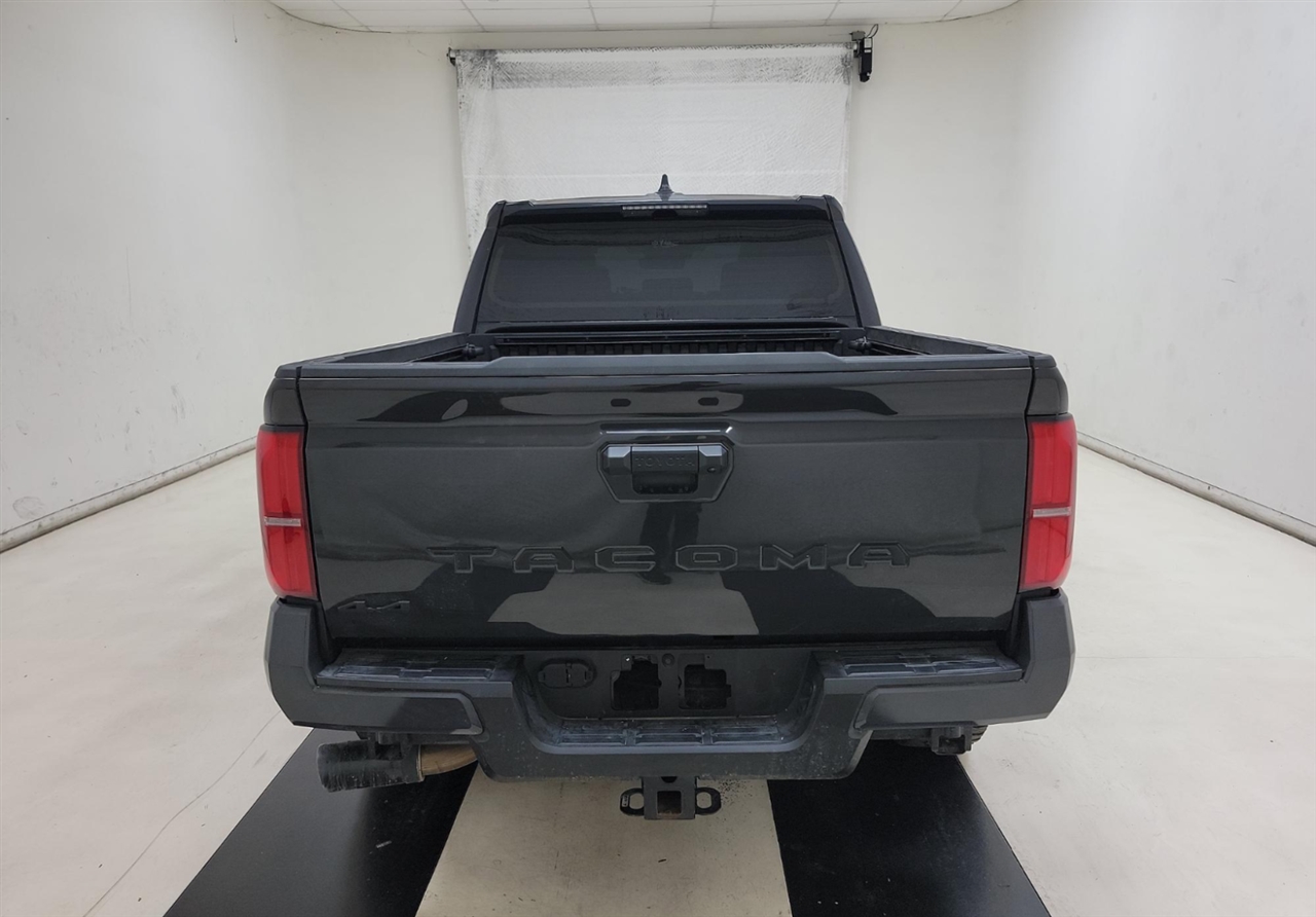 Toyota Tacoma TRD Sport Double Cab 4WD 2024