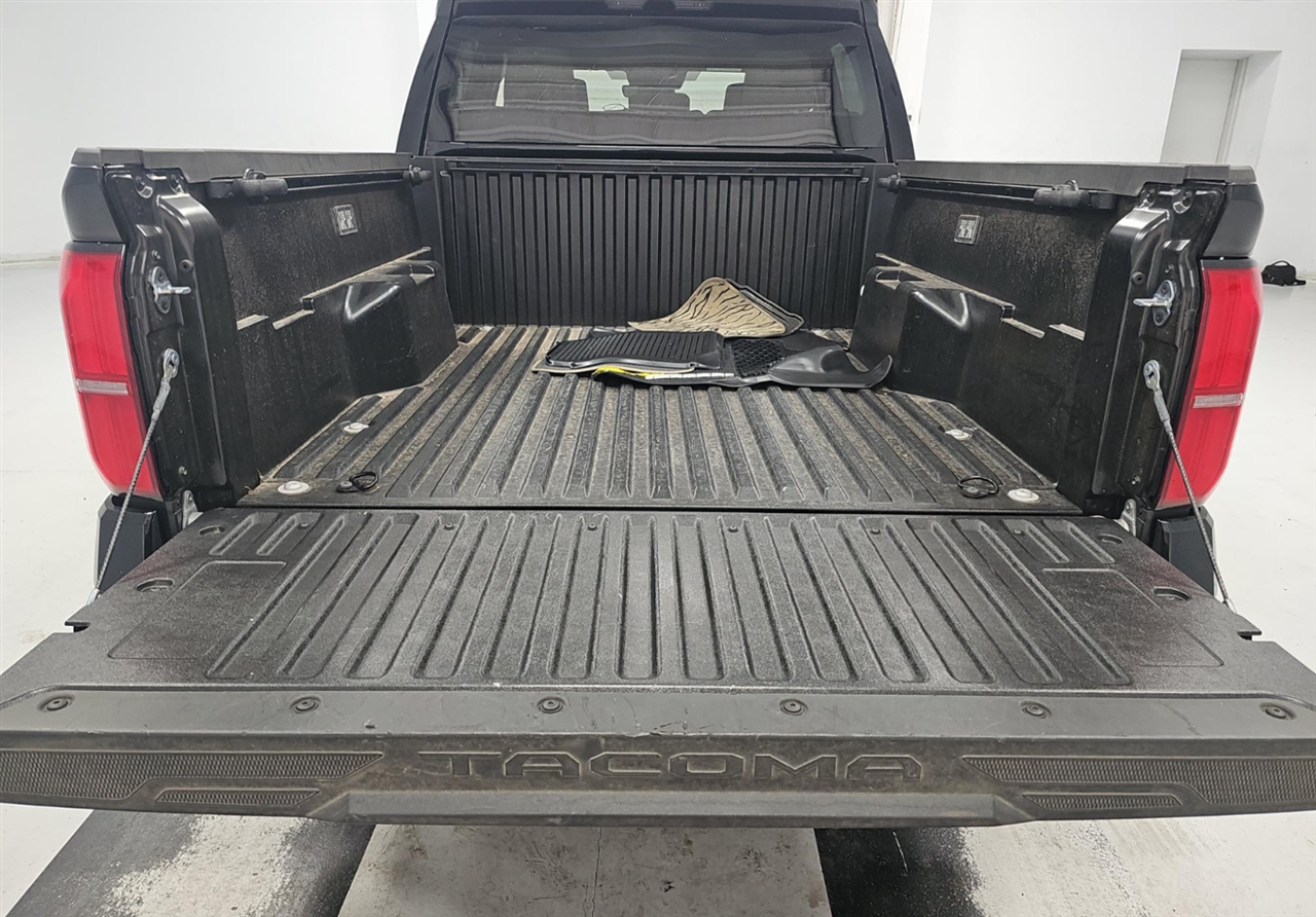 Toyota Tacoma TRD Sport Double Cab 4WD 2025