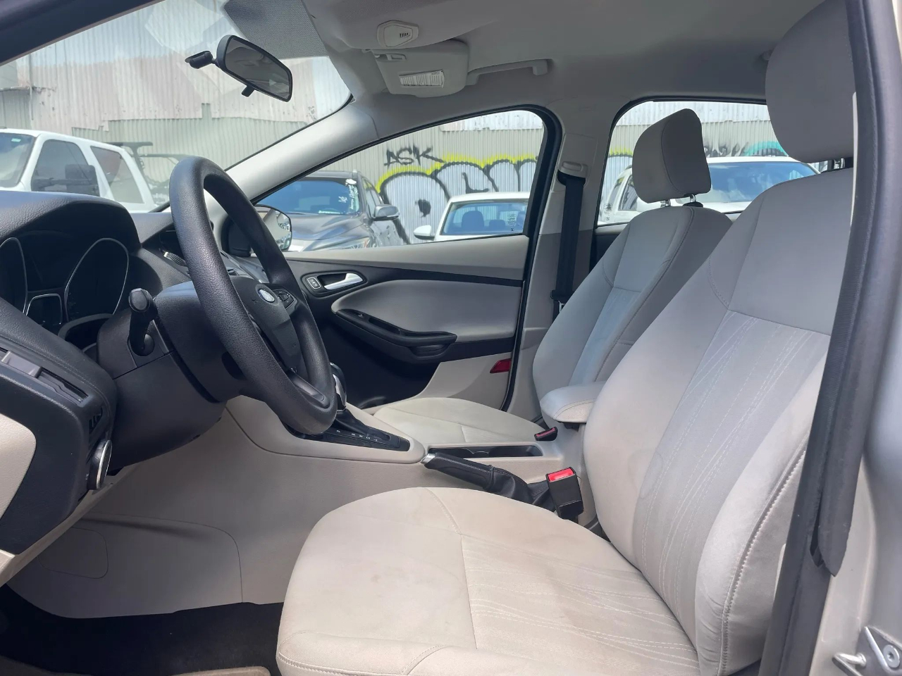 Ford Focus SE Hatch 2015