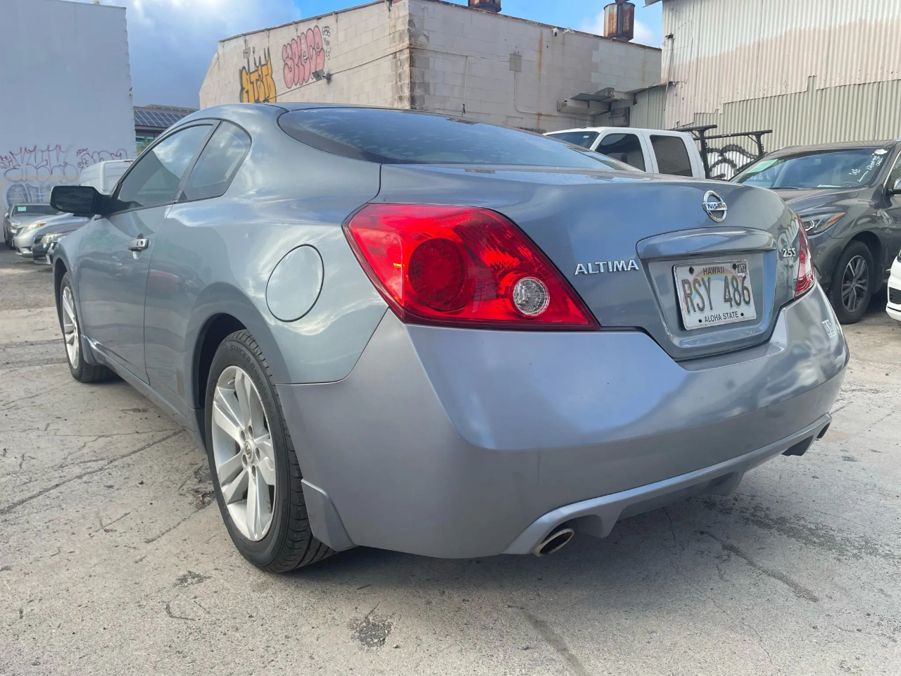 Nissan Altima 2.5 S 6M/T Coupe 2012