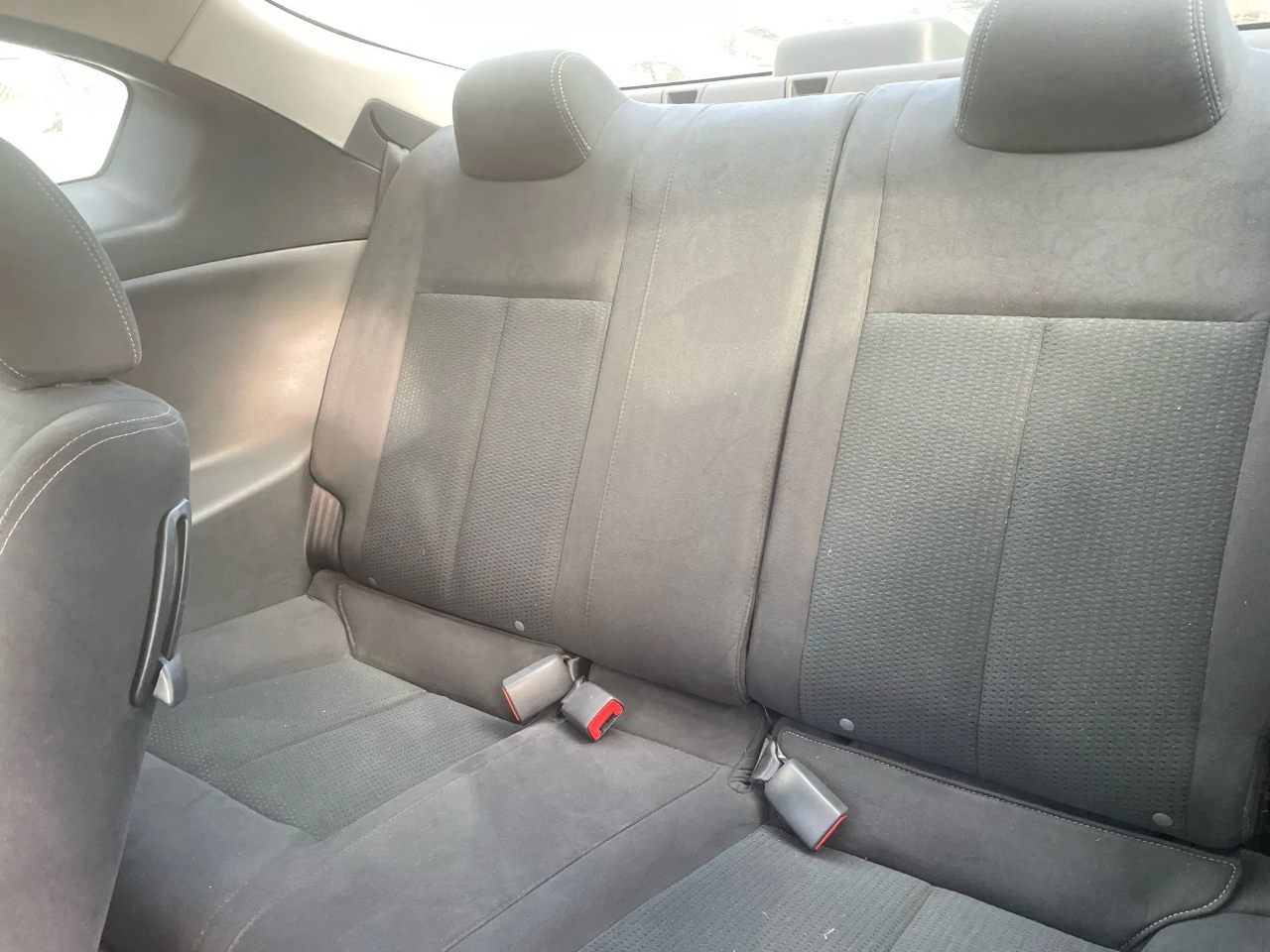 Nissan Altima 2.5 S 6M/T Coupe 2012