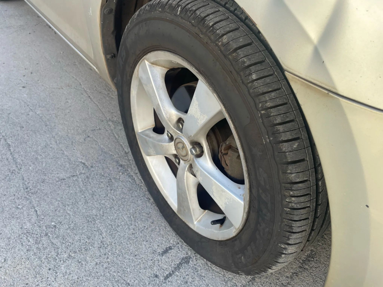 Mazda MAZDA3 i 4-door 2005