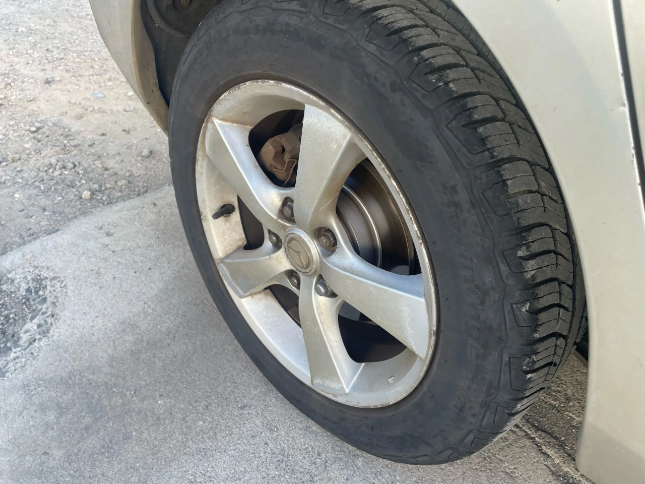 Mazda MAZDA3 i 4-door 2005