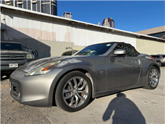 2010 Nissan Z 