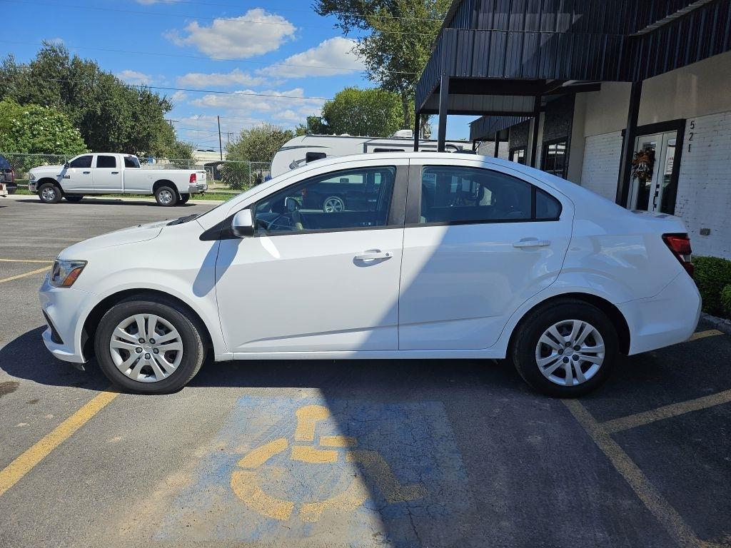 Chevrolet Sonic LS Auto Sedan 2020