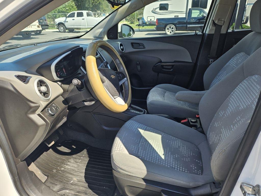 Chevrolet Sonic LS Auto Sedan 2020