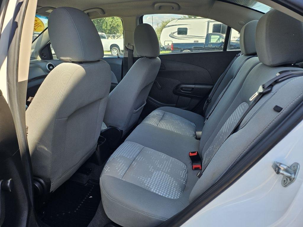 Chevrolet Sonic LS Auto Sedan 2020