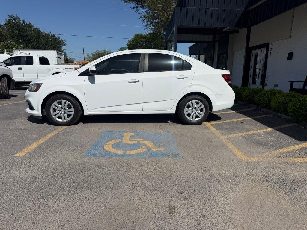 Chevrolet Sonic LS Auto Sedan 2020