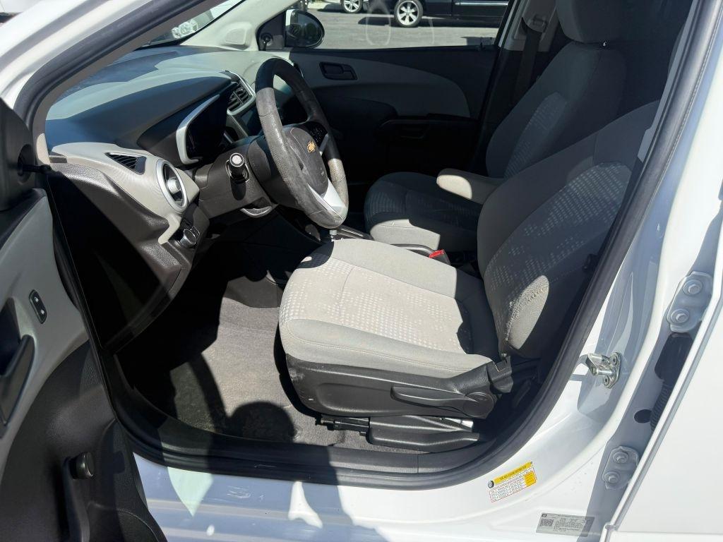 Chevrolet Sonic LS Auto Sedan 2020