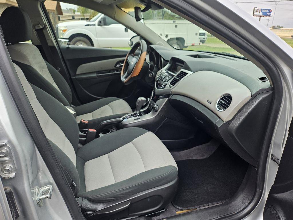 Chevrolet Cruze 2LS 2012