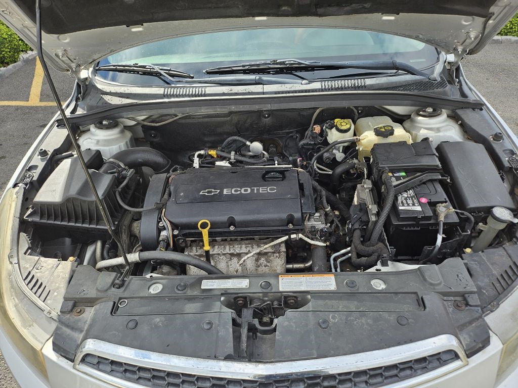 Chevrolet Cruze 2LS 2012