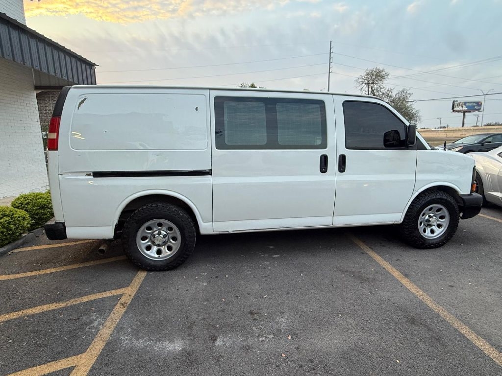 Chevrolet Express 1500 Cargo 2012