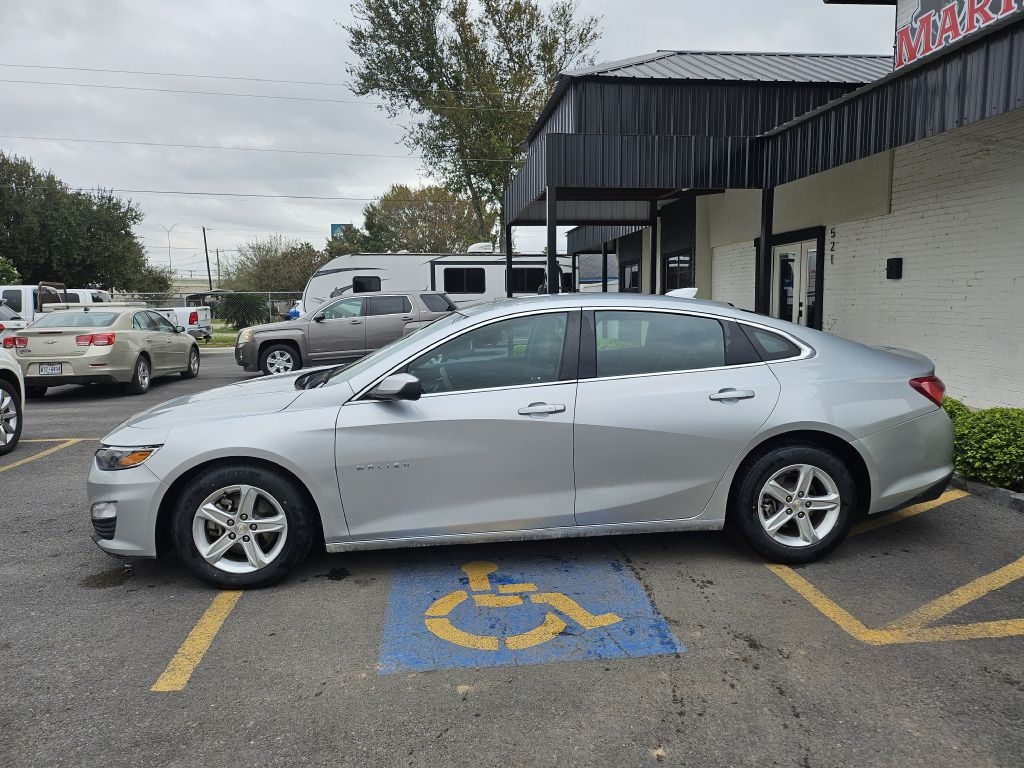 2022 Chevrolet Malibu 1LT's photo
