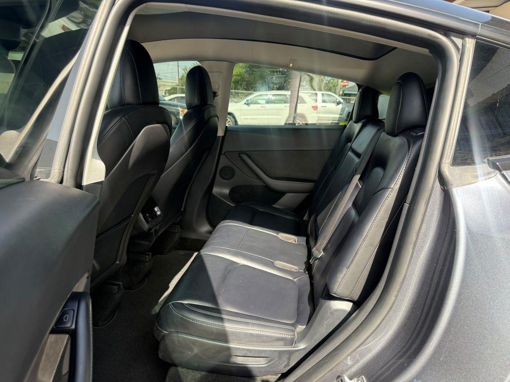Tesla Model Y Long Range AWD 2023