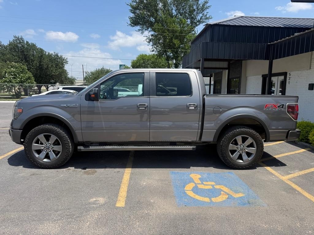 Ford F-150 XL SuperCrew 5.5-ft. Bed 4WD 2014