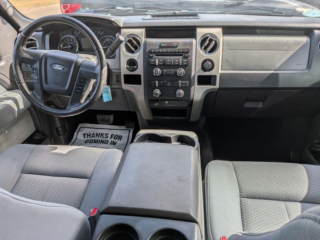 Ford F-150 XL SuperCrew 5.5-ft. Bed 2WD 2012